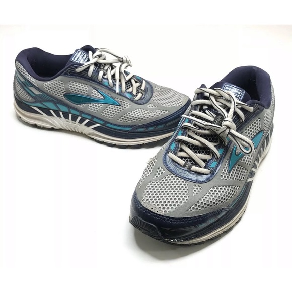 brooks dyad 8